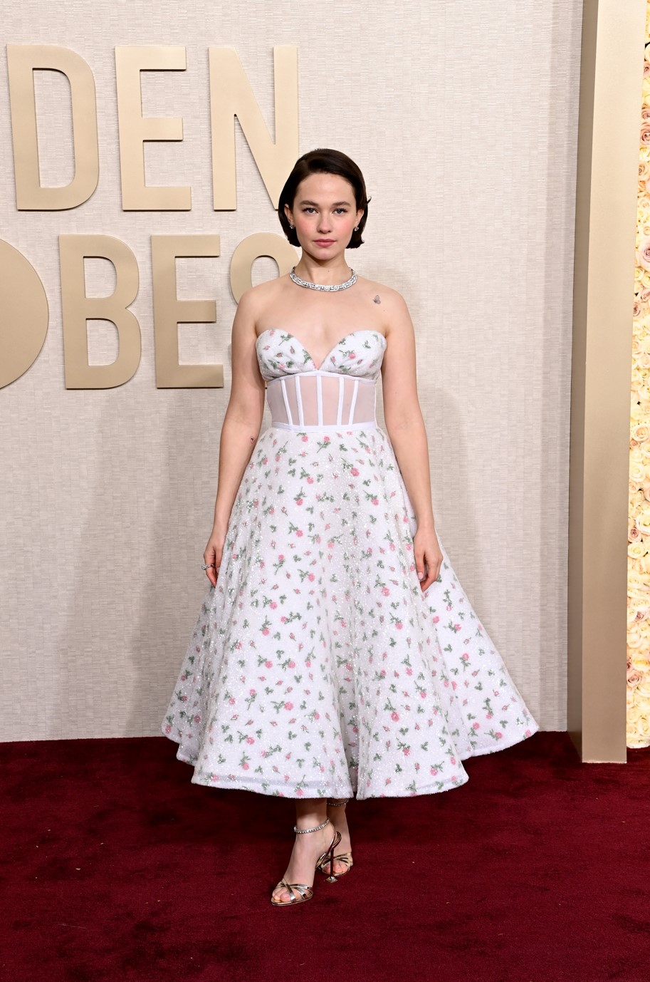 82회 골든글로브에서 미우미우를 착용한 케일리 스패니